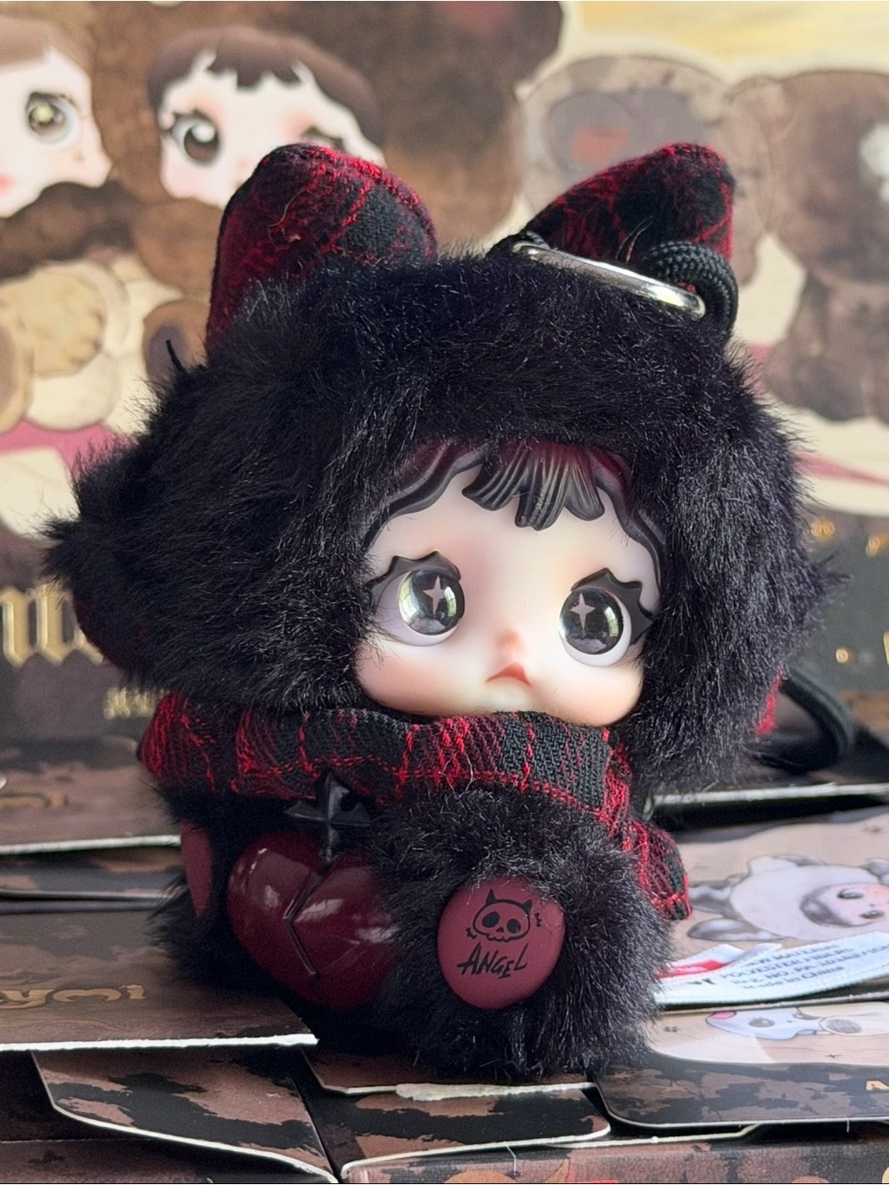 NIB Nommi x Heymi The Entwined Fate ‘Saint?’ (eyes move)
Popmart bag charm